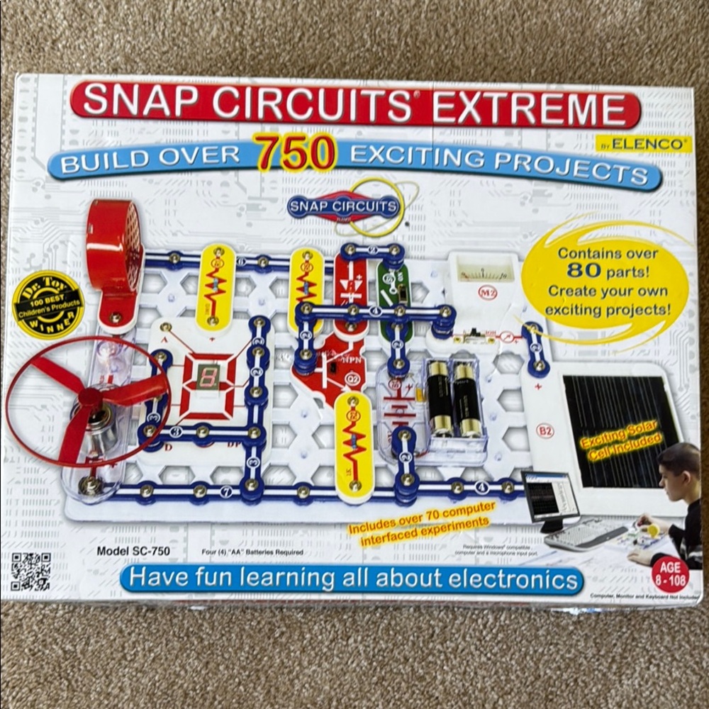 Snap Circuits Extreme Electronics Kit